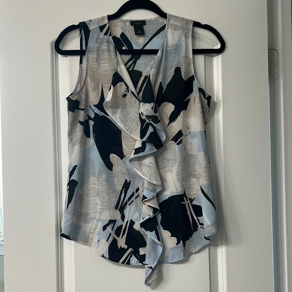 Sleeveless Abstract Print Top - Black and White